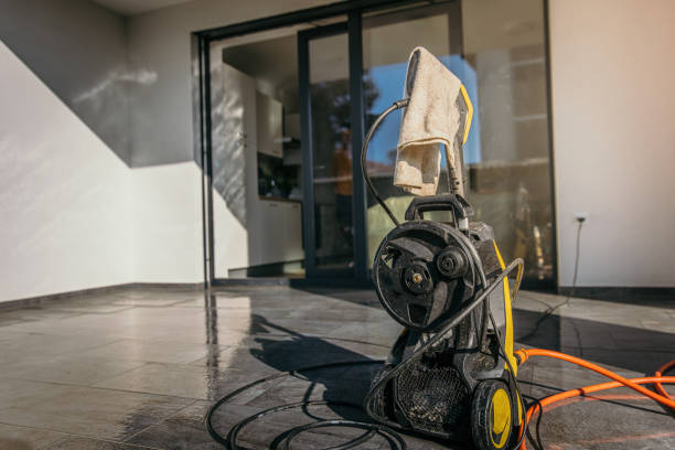Best Animal Enclosure Cleaning  in Tooele, UT